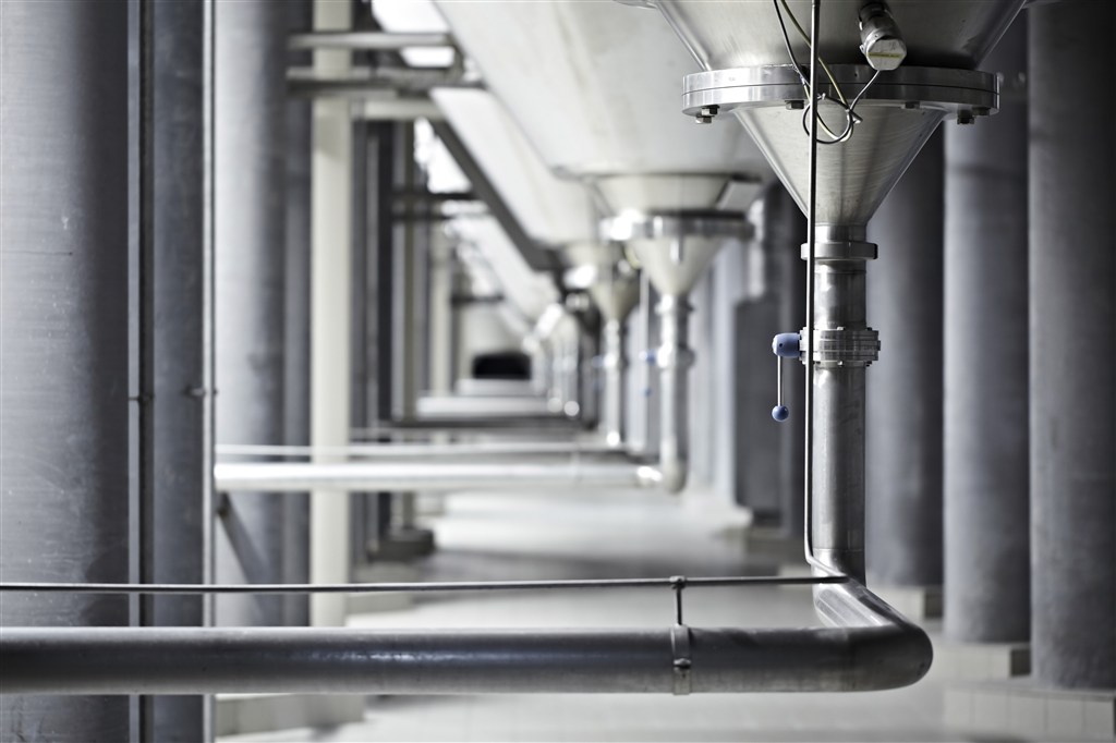 管道工業(yè)科技 鏡頭下的鋼鐵脈絡(luò)與時代印記