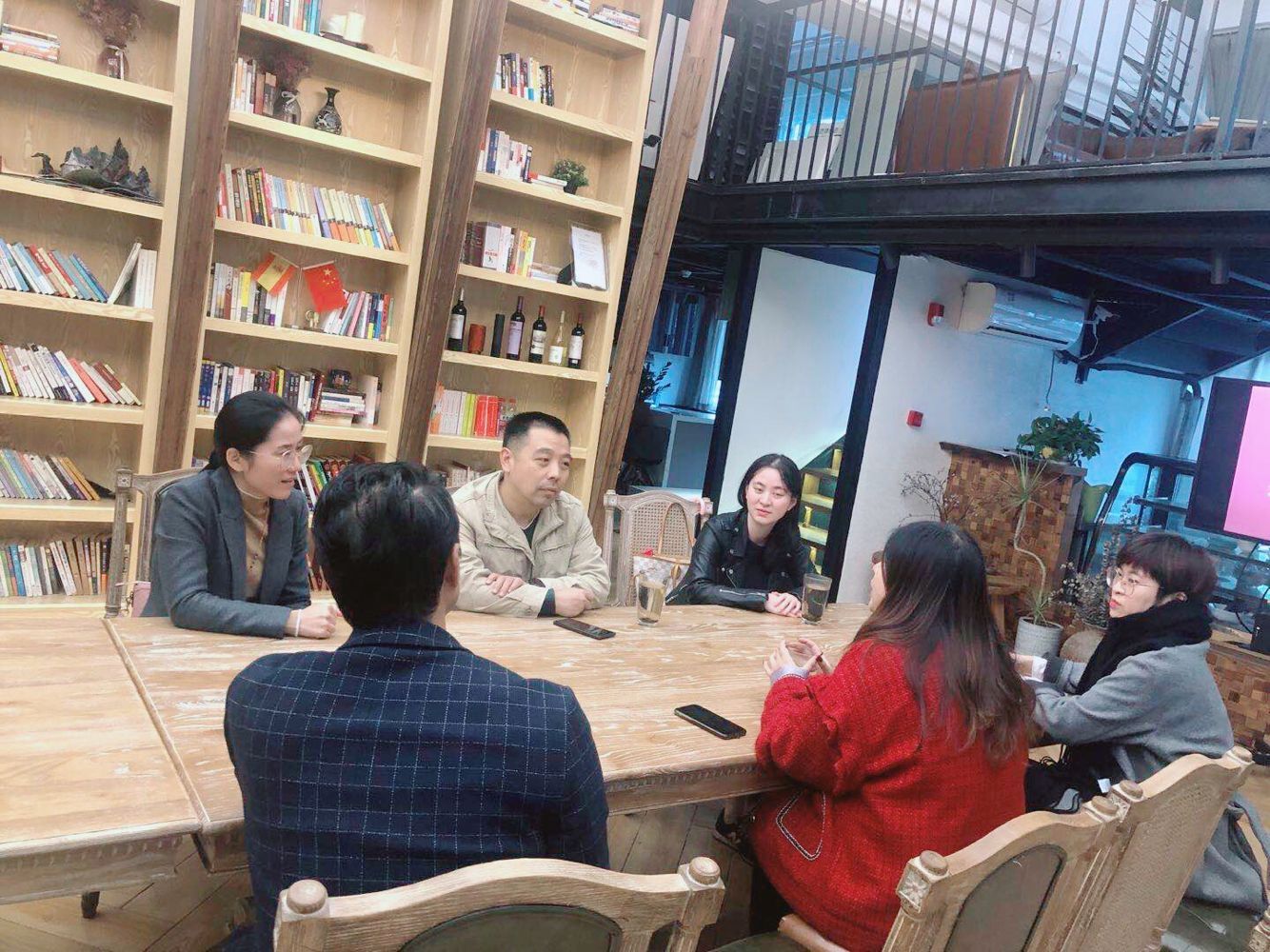 外國語學院與重慶嘉潤騰外語培訓學校共建實習基地，助力外語人才培養與信息咨詢服務發展